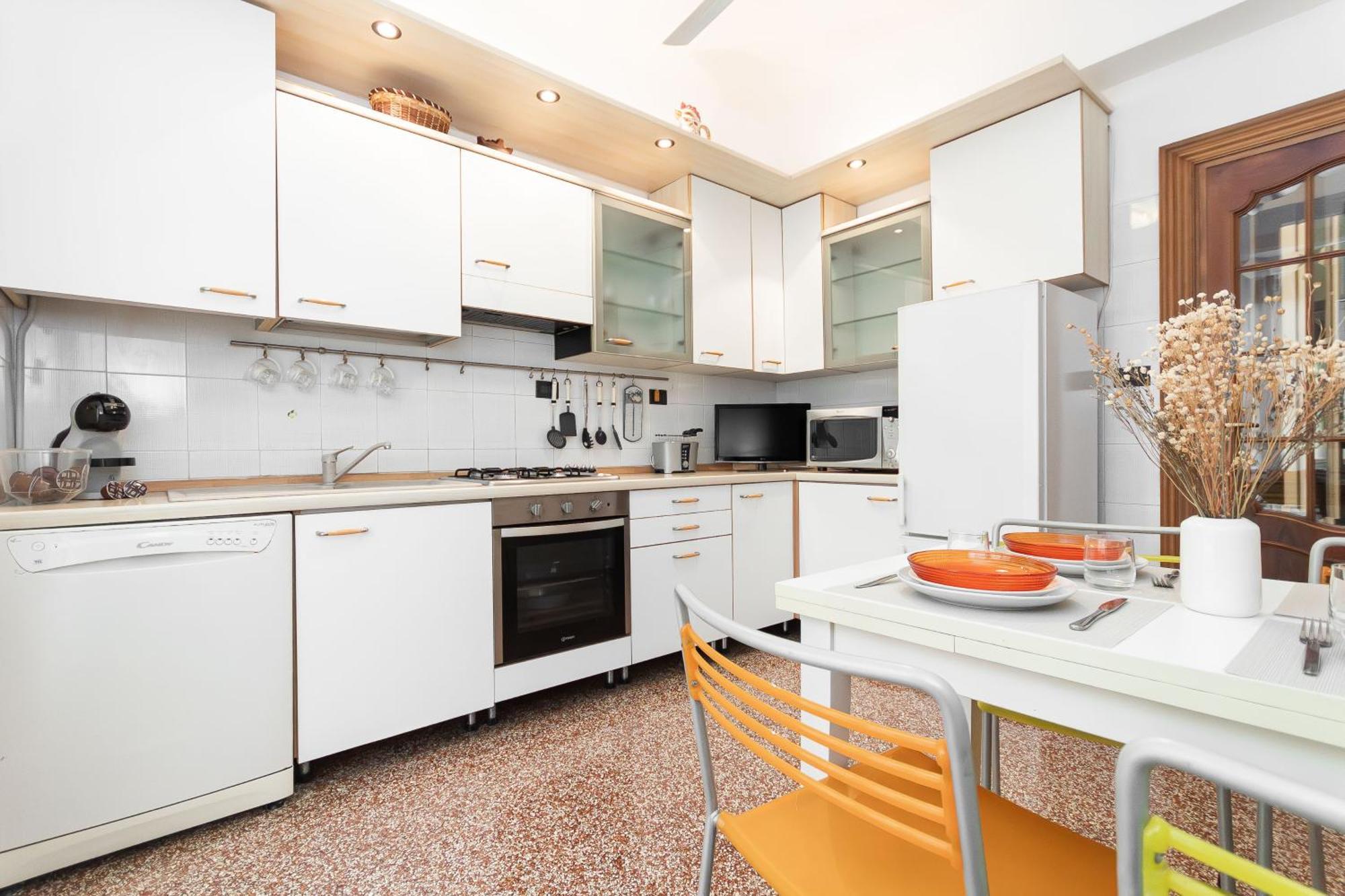 9Min Centro E Stazione Ferroviaria Appartement Genua Buitenkant foto